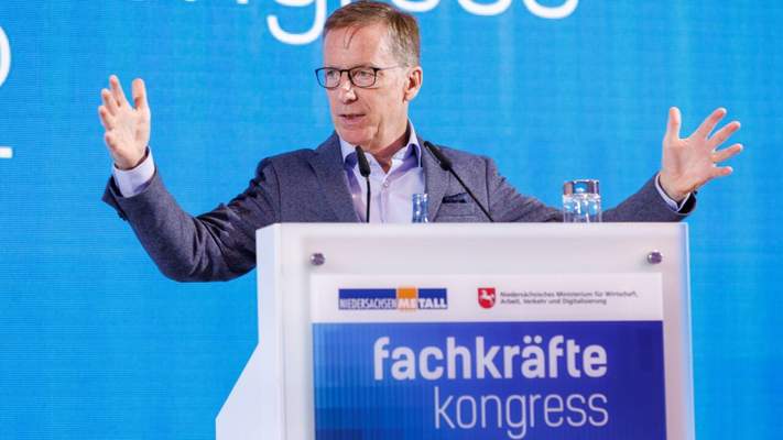 Prof. Michael Hüther: Der Ökonom ist Direktor des Instituts der deutschen Wirtschaft in Köln. Bild: IdeenExpo